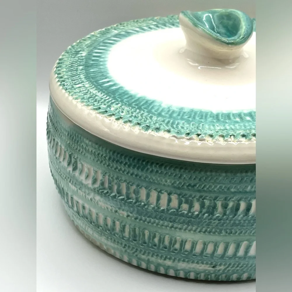 Vintage 1961 Handmade Ceramic Pottery Bowl w/Lid Turquoise/White MCM Signed - Picture 16 of 16